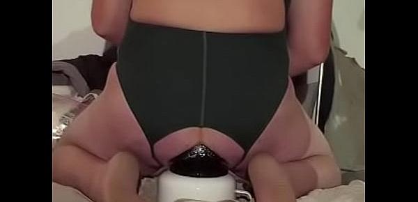  anal gaping on new 5" ass plug 2